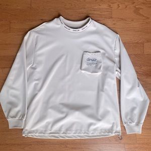 Zara Shirt. It’s like new.